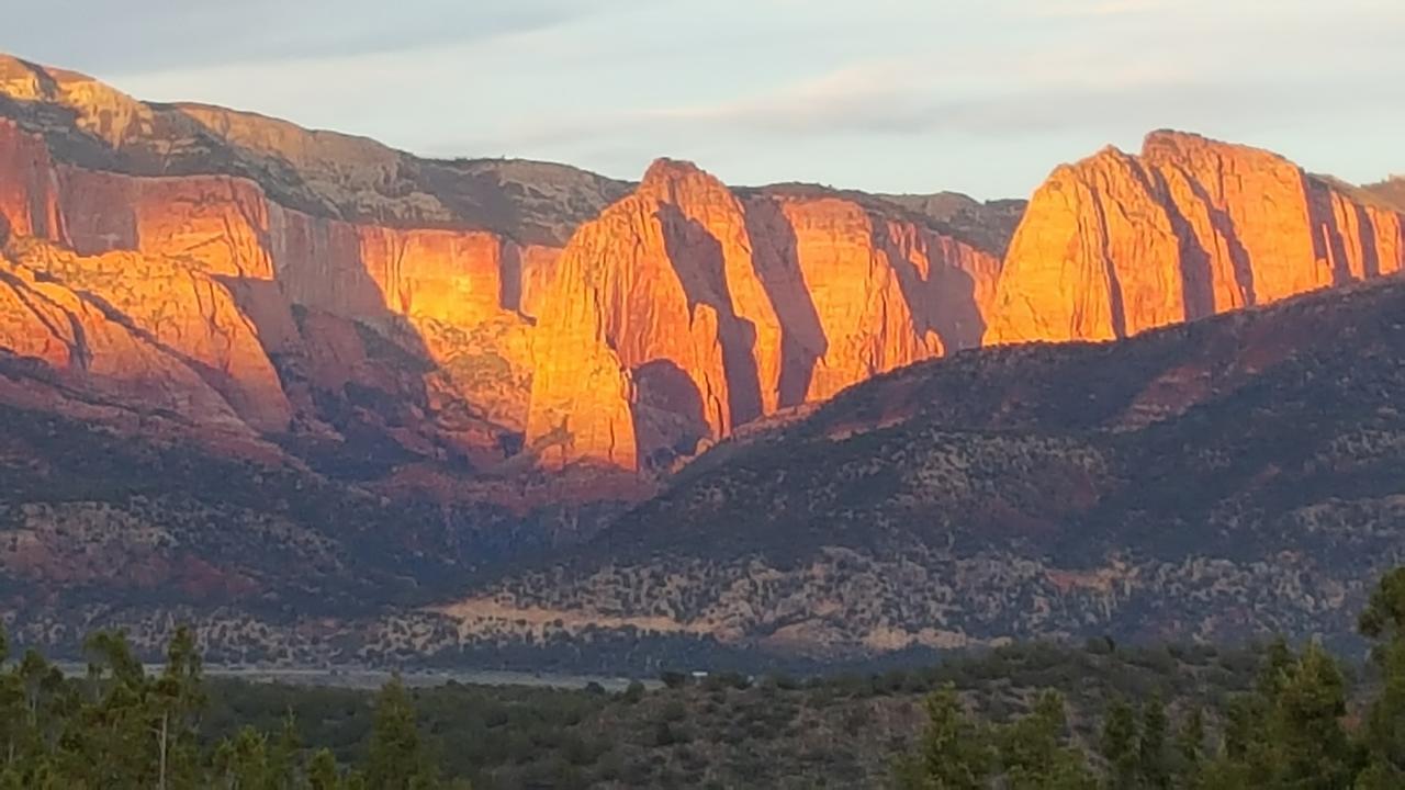 Harmony Belle At Kolob Canyon New Harmony Eksteriør billede
